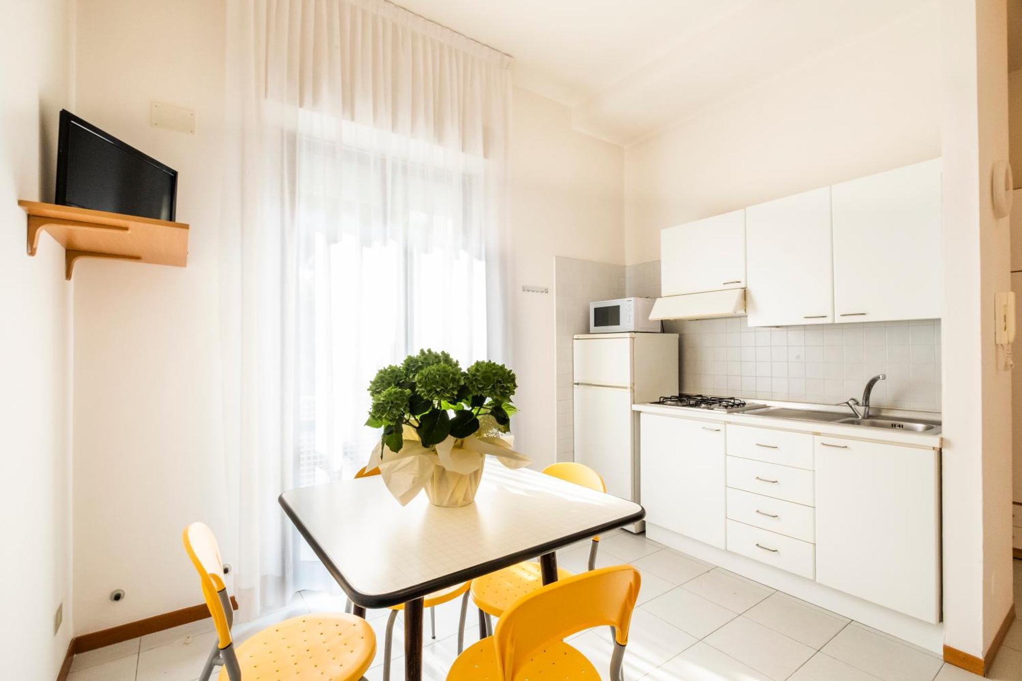 Residence Caterina Cattolica Bagian luar foto